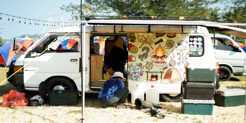 CAMING IN SAMPLIMORE by Ecotive