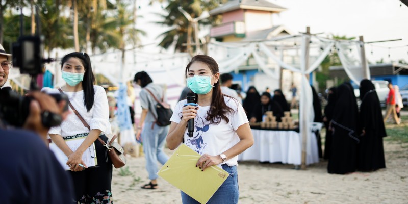 Pitching idea นำเสนอไอเดียของผู้ประกอบการและแอมบาสเดอร์